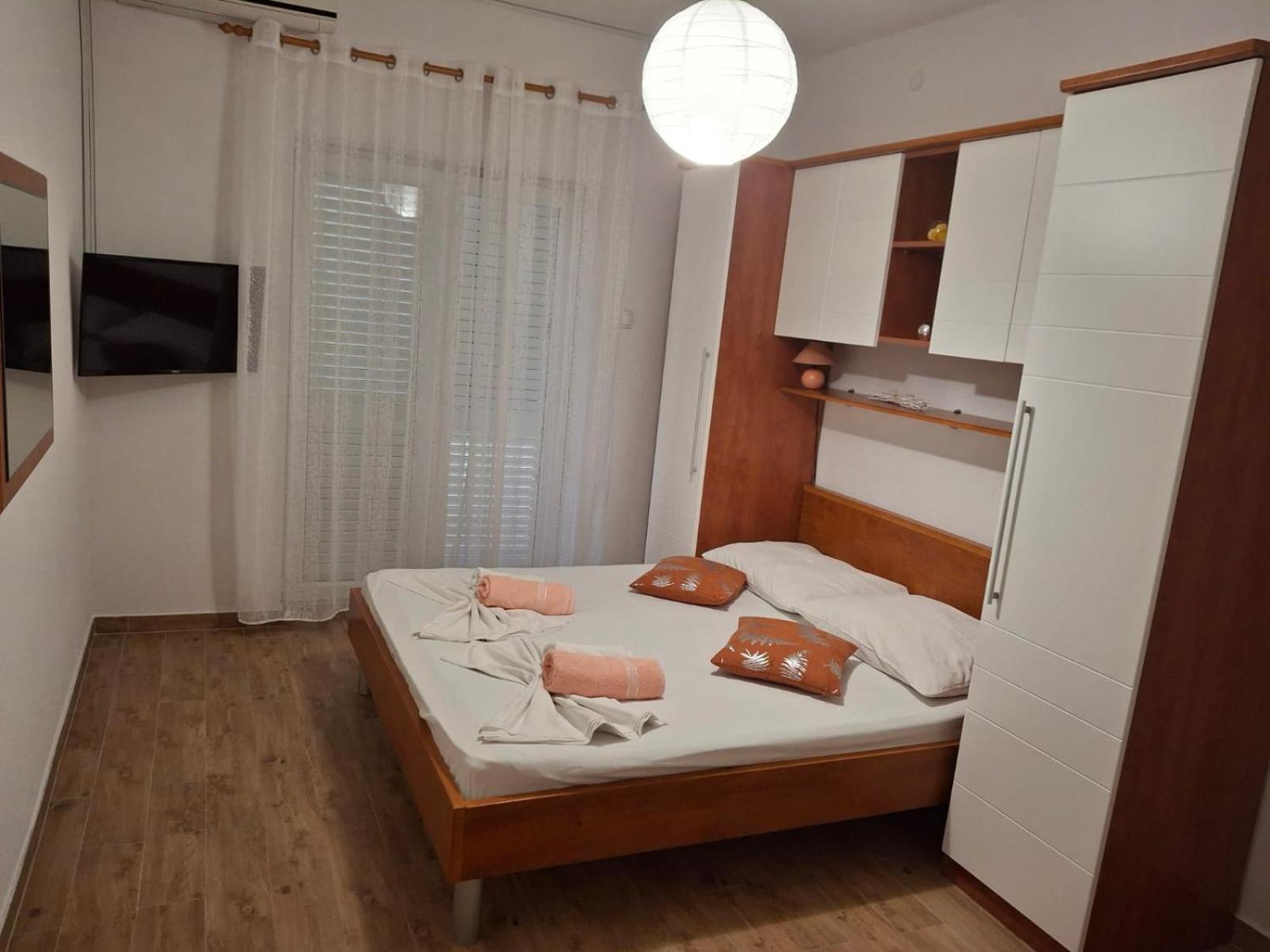 Mirjana Apartment *